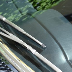 vehicle-exterior-glass-services