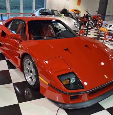 Ferrari F40 CQuartz Finest