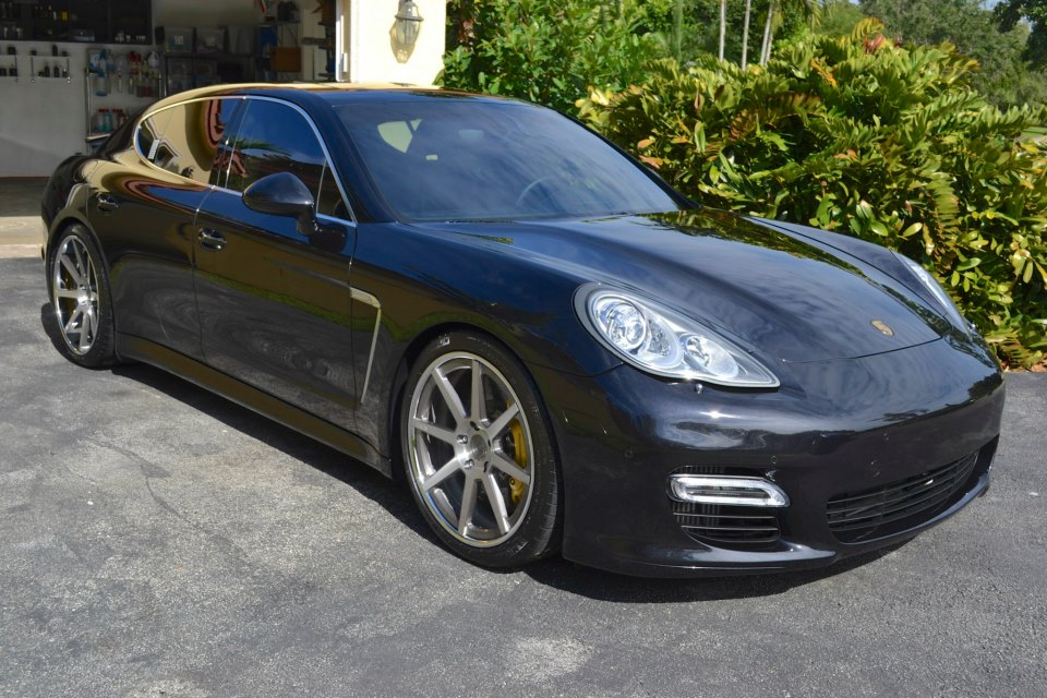 Porsche Panamera Turbo